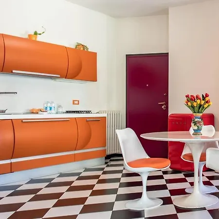 Pop_vintage Self Check-in & Parking On Request * فيرونا